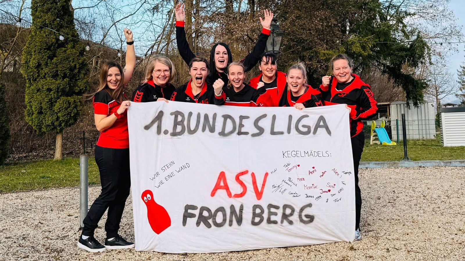 Der ASV Fronberg wurde Meister der 2. Bundesliga Mitte und steigt erstmals in die 1. Bundesliga auf. @asv