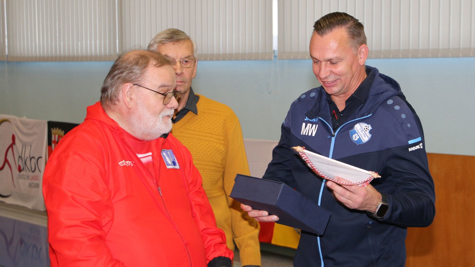 Thüringer Dankeschön von Herbert Pauly für Bereitstellung der Bahnen in Sangerhausen. 