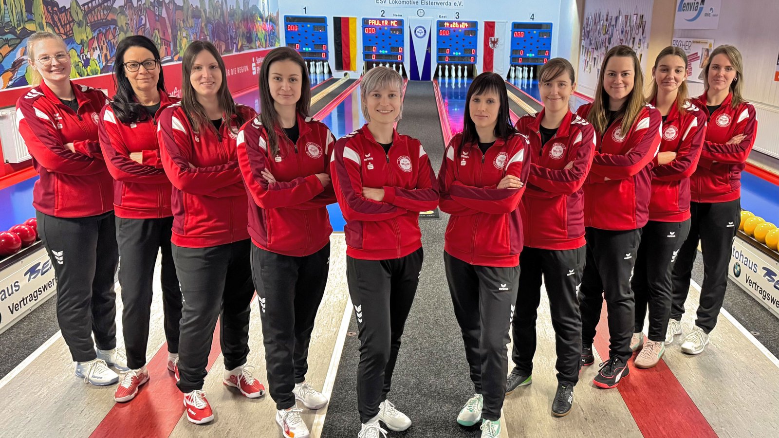 ESV Lok Elsterwerda, 1. Bundesliga Frauen, von links: Lina-Marie Lehmann, Silvia Harnisch, Veronique Lanzke, Victoria Schneider, Vivian Dauer, Monique Schuppan, Jasmin Mohr, Aileen v. Reppert, Shiva Klein und Susanne Eckardt. @esv