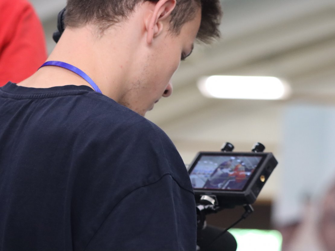 Wieder vor Ort: das Filmteam aus Linz bei der Produktion eines Image-Filmes über den Kegelspoet aus Sicht der Bahnbauer und des deutschen Teams.