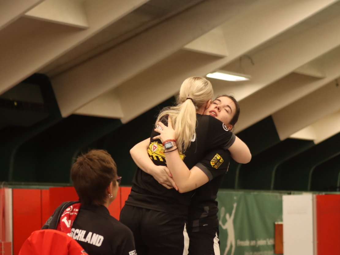 Saskia Gubitz und Selina Thiem erreichen im Sudden Victory die 2. Runde